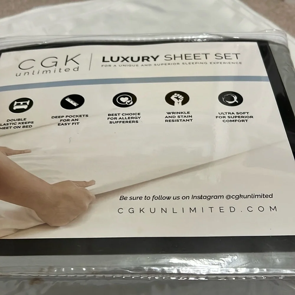 CGK Unlimited Luxury Sheet Set.